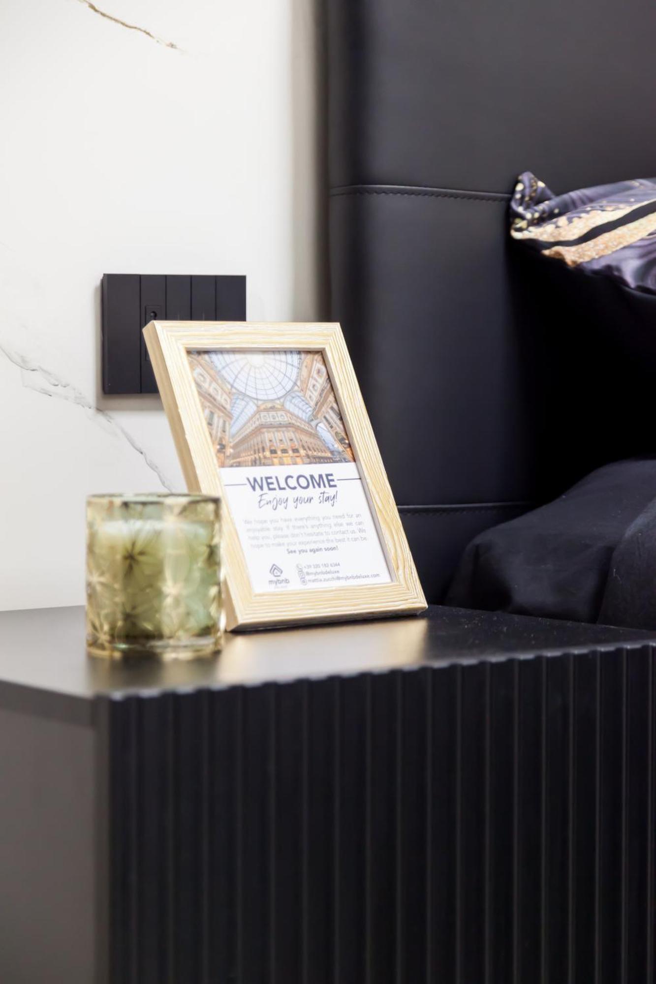 Italian Fashion Suite - Luxurious Marble City Center 밀라노 외부 사진