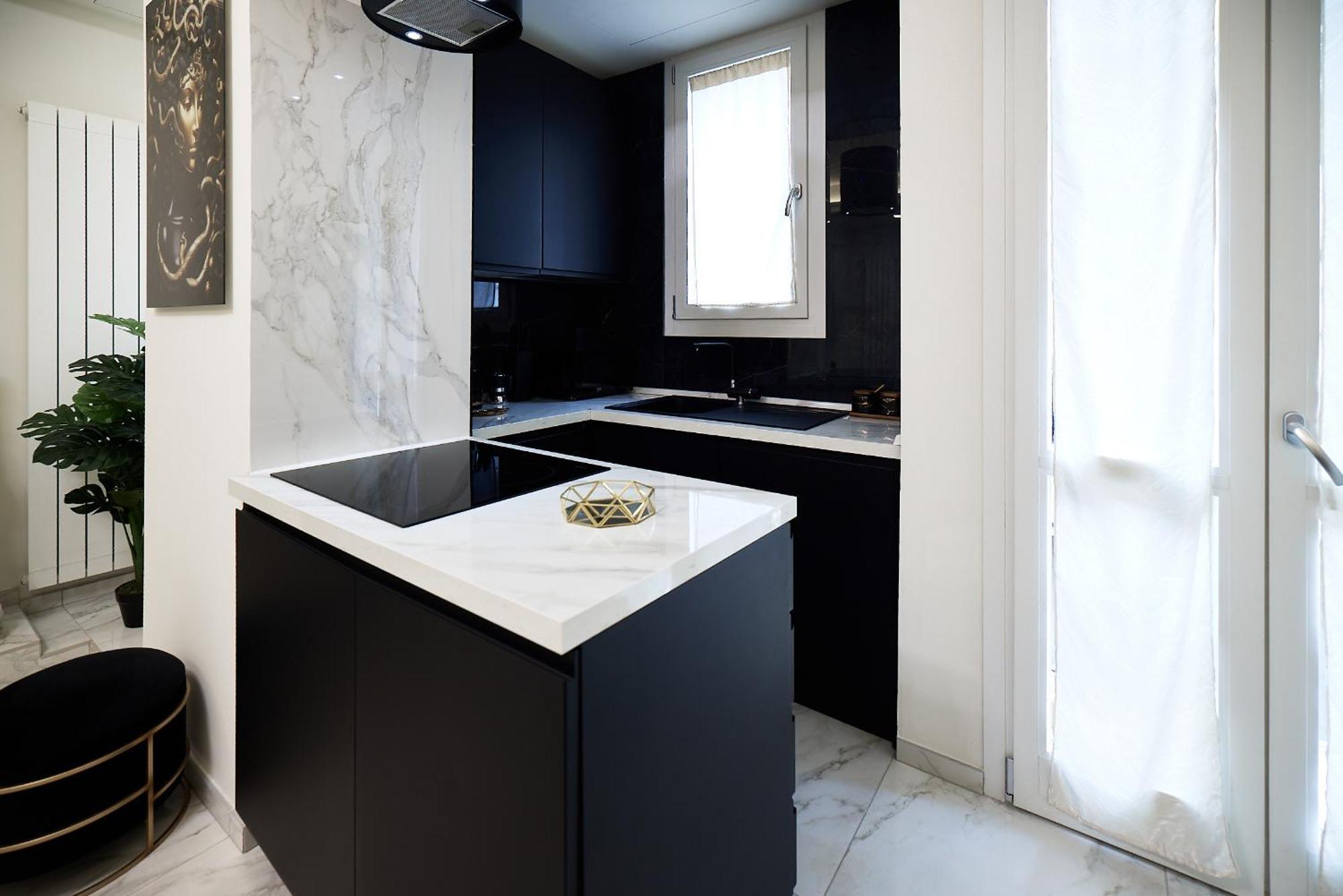 Italian Fashion Suite - Luxurious Marble City Center 밀라노 외부 사진